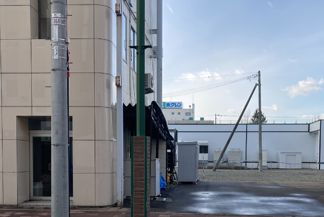 春日塾の利用者向け駐車・駐輪スペース